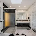 Contemporary With Rooftop Terrace In